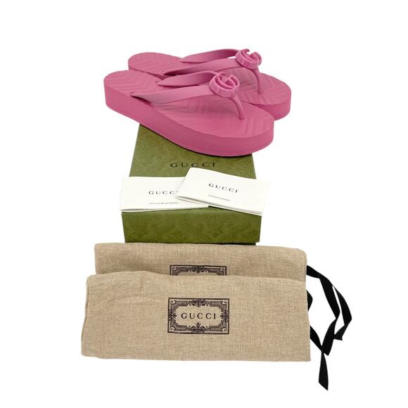 GUCCI Chevron Logo Thong Flip Flop Sandals 37 - Picture 2 of 12